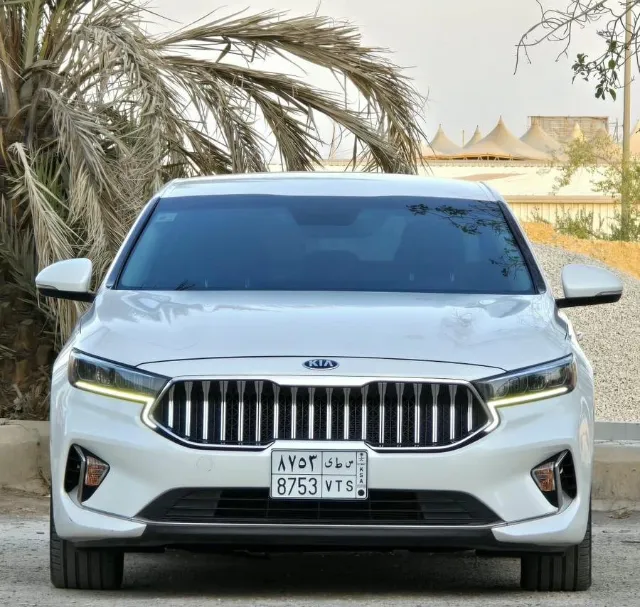 كيا كادينزا STANDARD 2021 للبيع في الرياض — ممشى 84,000 كم