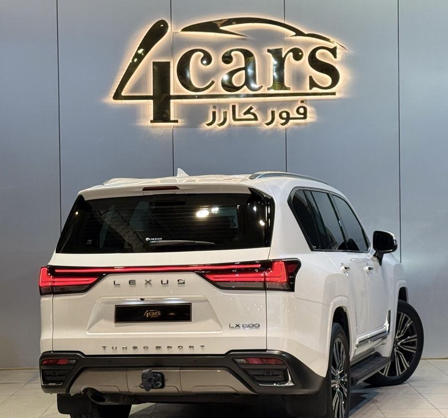 لكزس LX600 2024 (( بحالة الوكالة ))