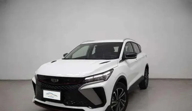 جيلي · كولراي STANDARD 2025 للبيع في الرياض — ممشى 10 كم