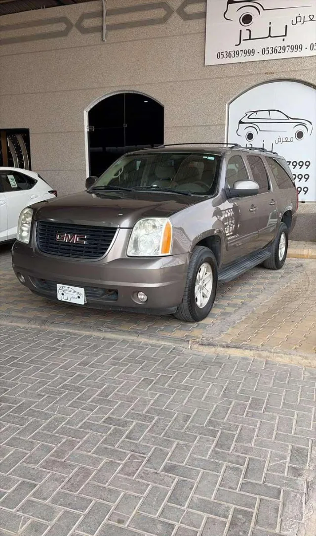 جمس يوكن 2013 للبيع في بريدة — ممشى 192,000 كم