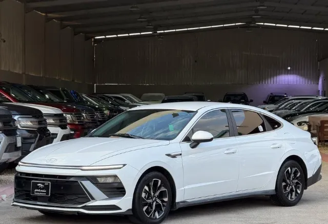 هيونداي · سوناتا STANDARD 2024 للبيع في الرياض — ممشى 175,000 كم