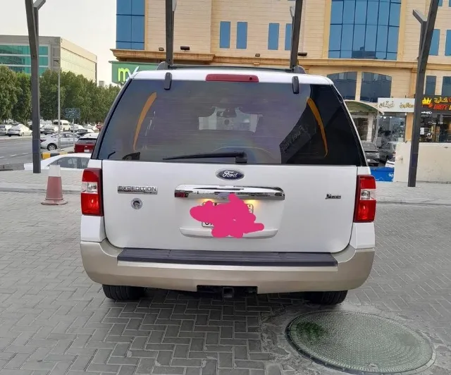 فورد · اكسبديشن 2010 للبيع في جدة — ممشى 290,000 كم