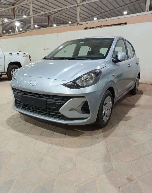 هيونداي · جراند آي 10 2025 عرض سابق في الرياض — ممشى 6,800 كم