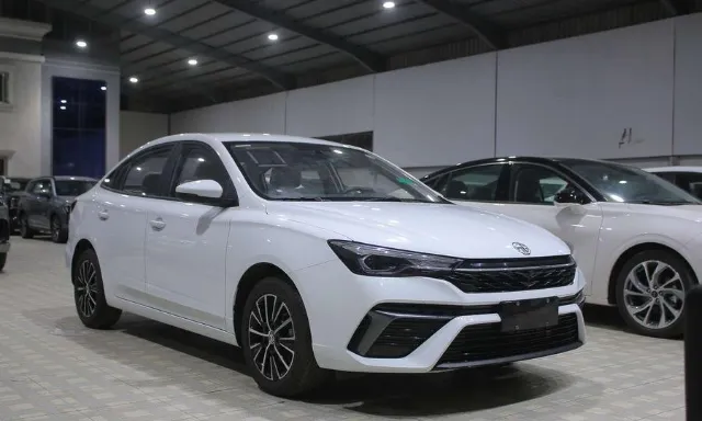 ام جي 5 STANDARD 2025 للبيع في جدة