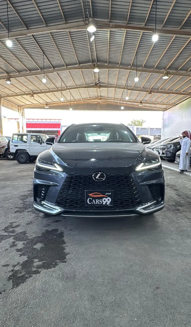لكزس · ار اكس 2025 للبيع في الرياض — ممشى 275,000 كم