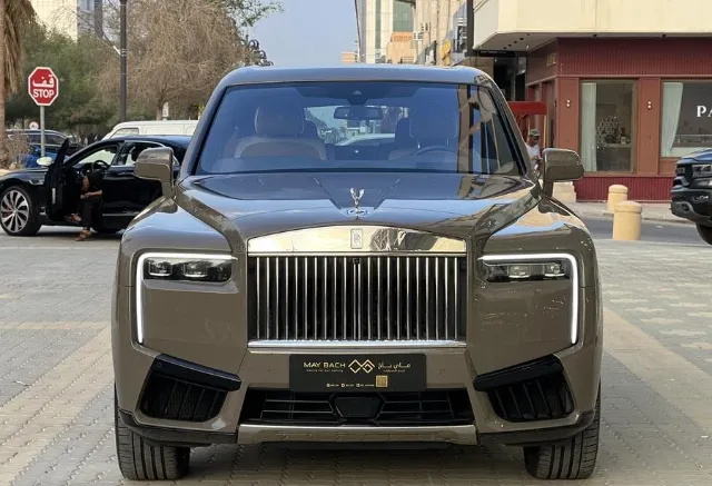 رولز رويس · كولينان 2025 للبيع في الرياض — ممشى 22,000 كم