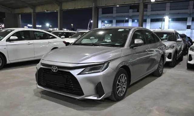 تويوتا يارس STANDARD 2024 للبيع في الرياض — ممشى 116,000 كم