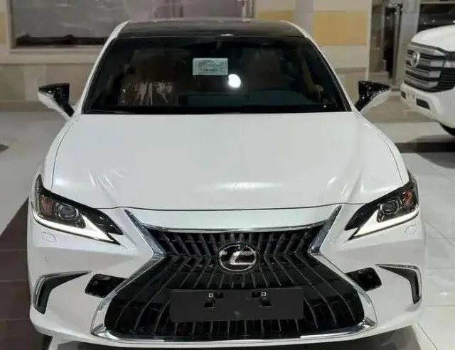 لكزس · اي اس 350 2025 للبيع في الرياض