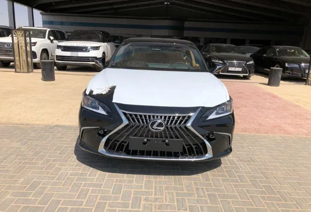 لكزس · اي اس 350 2025 للبيع في الرياض