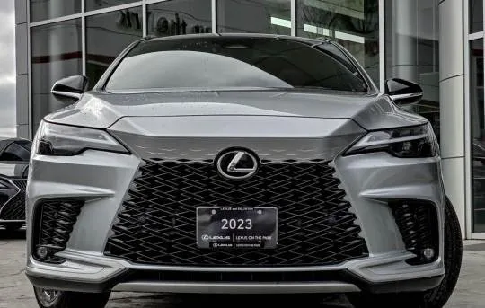 لكزس · ار اكس 2023 للبيع في الرياض