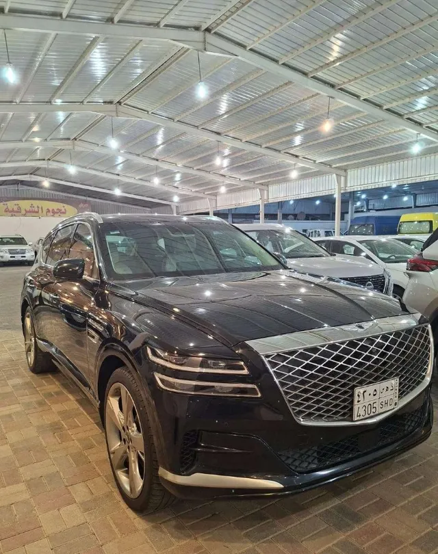 جينيسيس · جي في 80 للبيع في الرياض — ممشى 130,000 كم