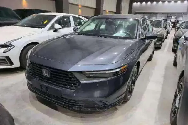 هوندا · أكورد 2025 للبيع في الرياض — ممشى 10 كم