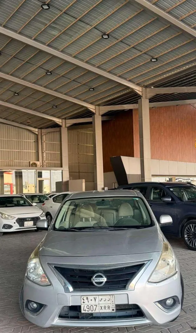 نيسان صني 2023 للبيع في الرياض — ممشى 60,000 كم