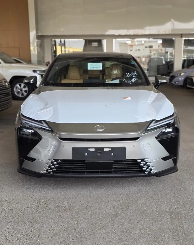 لكزس اي اس 350 2026 للبيع في جدة — ممشى 0 كم