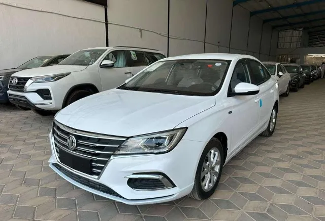 ام جي 5 2025 للبيع في الرياض — ممشى 16 كم