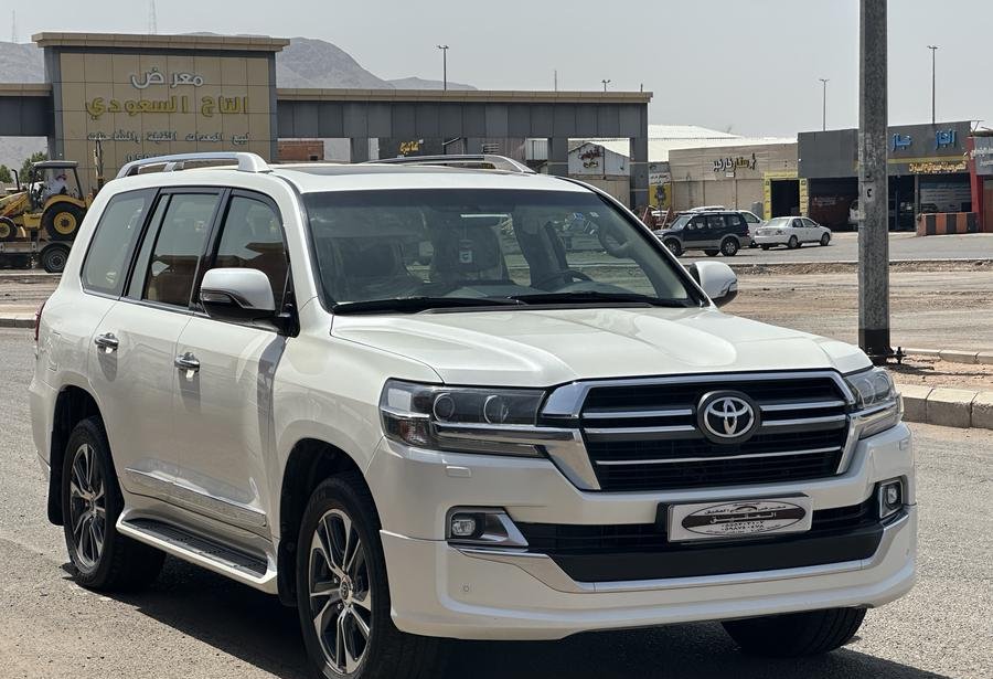 لاندكروزر تويوتا GXR 2020 قراند تورنق