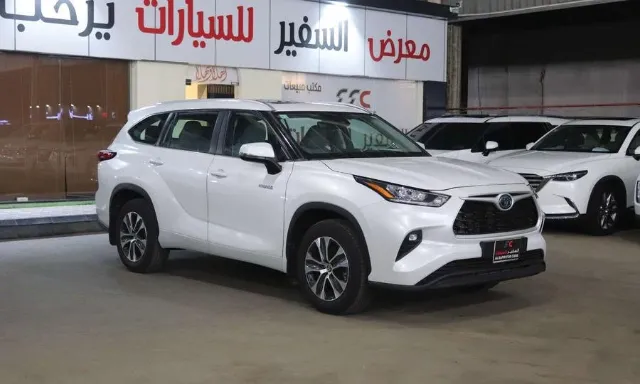 تويوتا هايلاندر 2023 للبيع في جدة — ممشى 60,000 كم