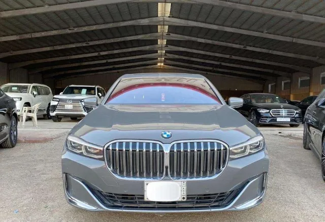 بي ام دبليو · الفئة السابعة 2022 للبيع في الرياض — ممشى 36,000 كم
