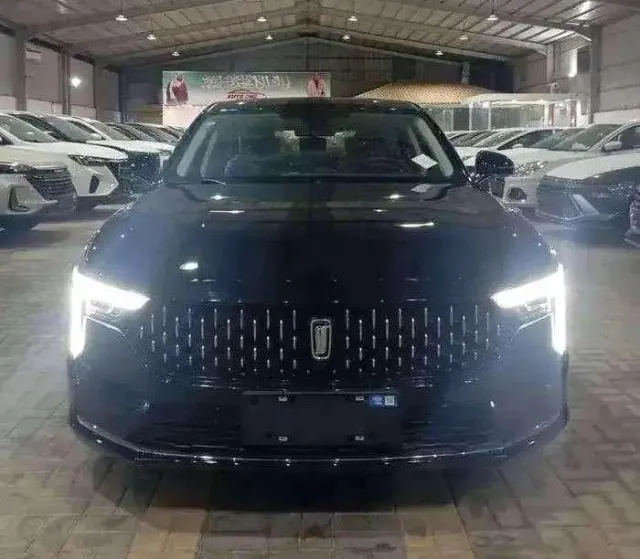 بستون · بي 70 2025 للبيع في جدة — ممشى 7 كم