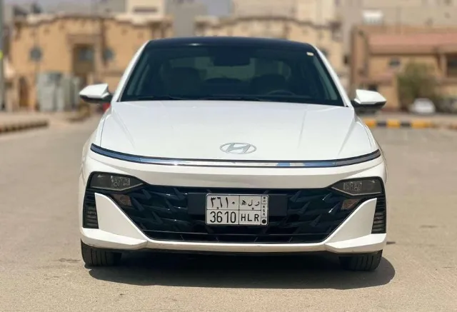 هيونداي · اكسنت 2025 للبيع في الرياض — ممشى 30,000 كم