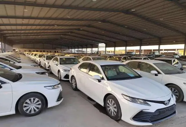 تويوتا · كامري STANDARD 2022 للبيع في الخبر