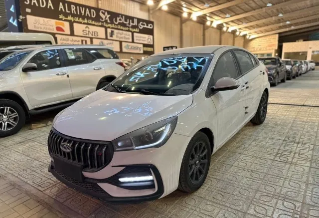 شيري · اريزو 5 2025 للبيع في الرياض — ممشى 6 كم
