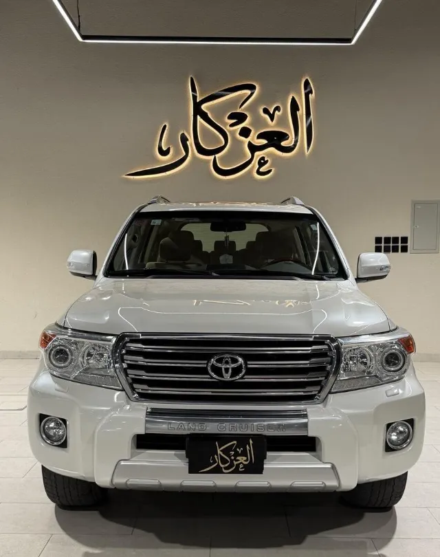 تويوتا · لاندكروزر 2015 للبيع في الرس — ممشى 213,000 كم