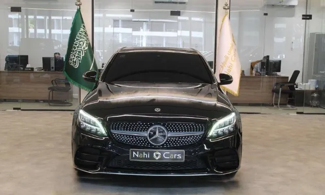 مرسيدس بنز · سي كلاس 2020 للبيع في الرياض — ممشى 113,000 كم