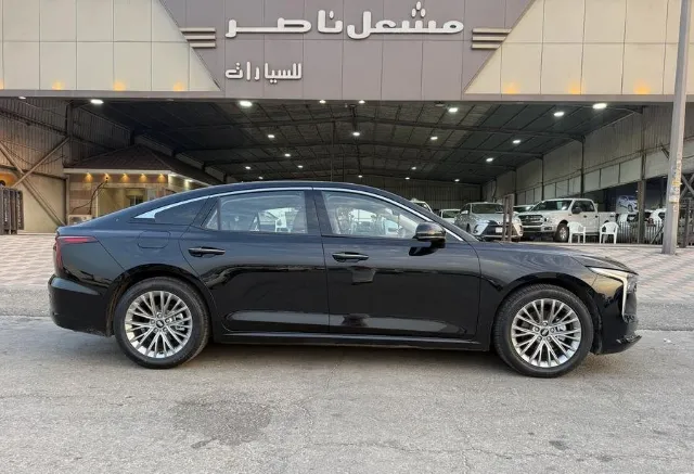 بستون بي 70 2027 للبيع في الجبيل
