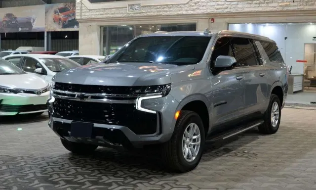 شيفروليه · سوبربان STANDARD 2023 للبيع في الرياض — ممشى 25,000 كم
