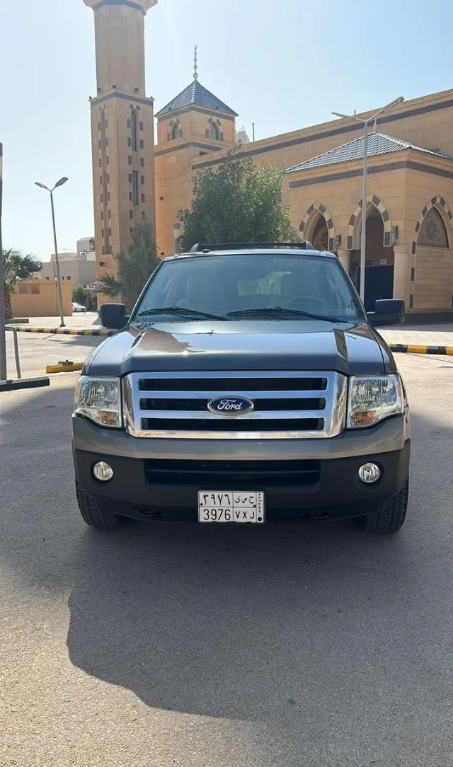 فورد · اكسبديشن 2014 للبيع في الرياض — ممشى 47,000 كم
