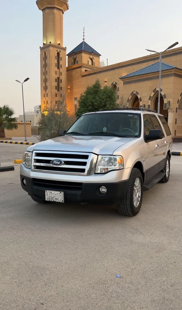 فورد · اكسبديشن 2014 للبيع في الرياض — ممشى 91,000 كم