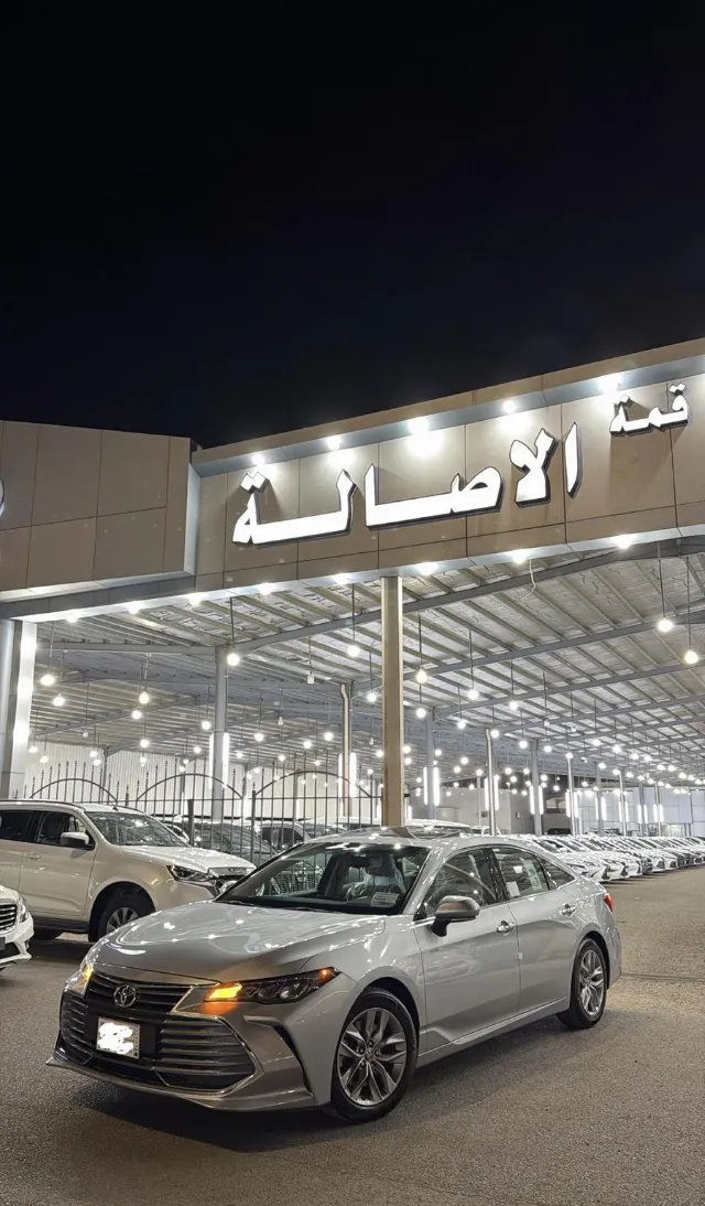 تويوتا · افالون 2022 للبيع في المدينة المنورة — ممشى 131,000 كم