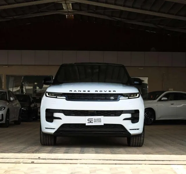 رينج روفر 2025 للبيع في الرياض
