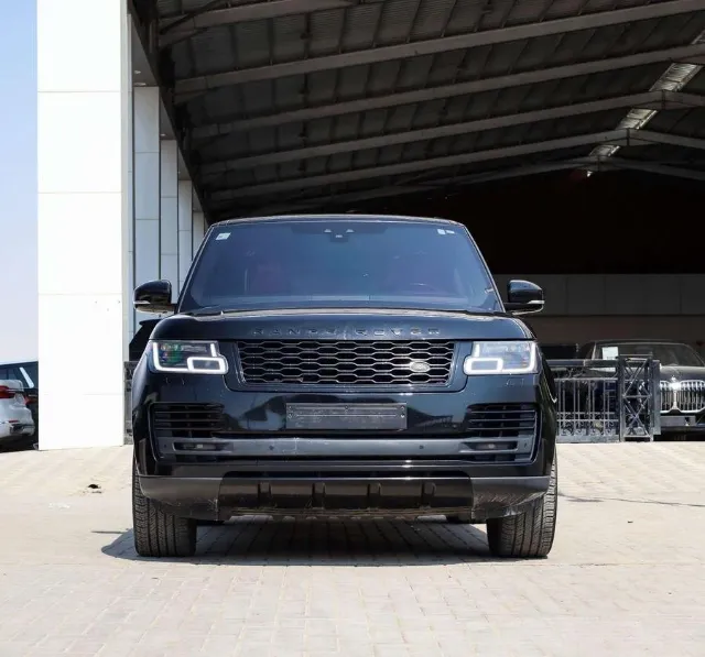 رينج روفر 2019 للبيع في الرياض — ممشى 118,000 كم