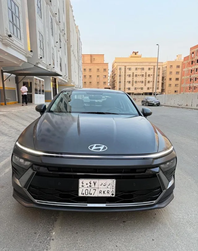 هيونداي · سوناتا 2024 للبيع في جدة — ممشى 90,000 كم