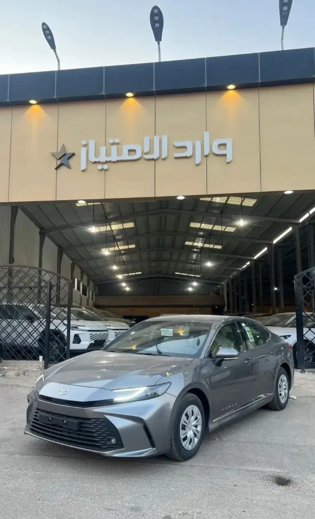 تويوتا · كامري STANDARD 2026 للبيع في بريدة