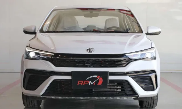 ام جي 5 2025 للبيع في الرياض — ممشى 5 كم