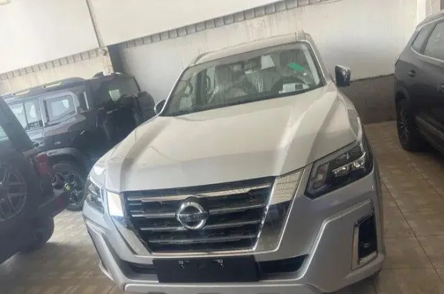 نيسان · اكستيرا 2025 للتنازل في جدة — ممشى 8 كم