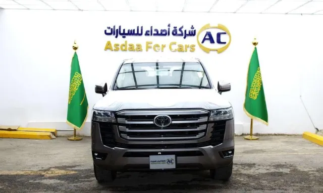 تويوتا · لاندكروزر 2026 للبيع في الرياض