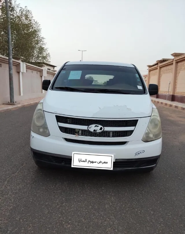 هيونداي · اتش ون 2014 للبيع في نجران — ممشى 403 كم