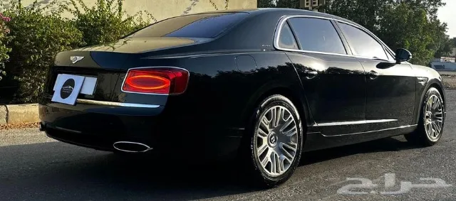 بنتلي كونتيننتال 2014 للبيع في جدة — ممشى 29,000 كم