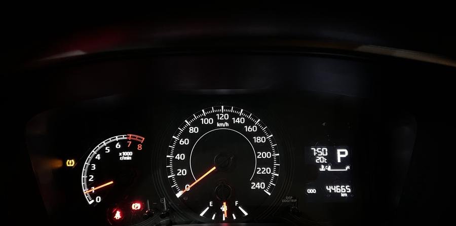 كورولا 2025 2000cc (سعودي)