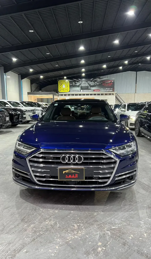أودي اي 8 2018 للبيع في الرياض — ممشى 115,000 كم