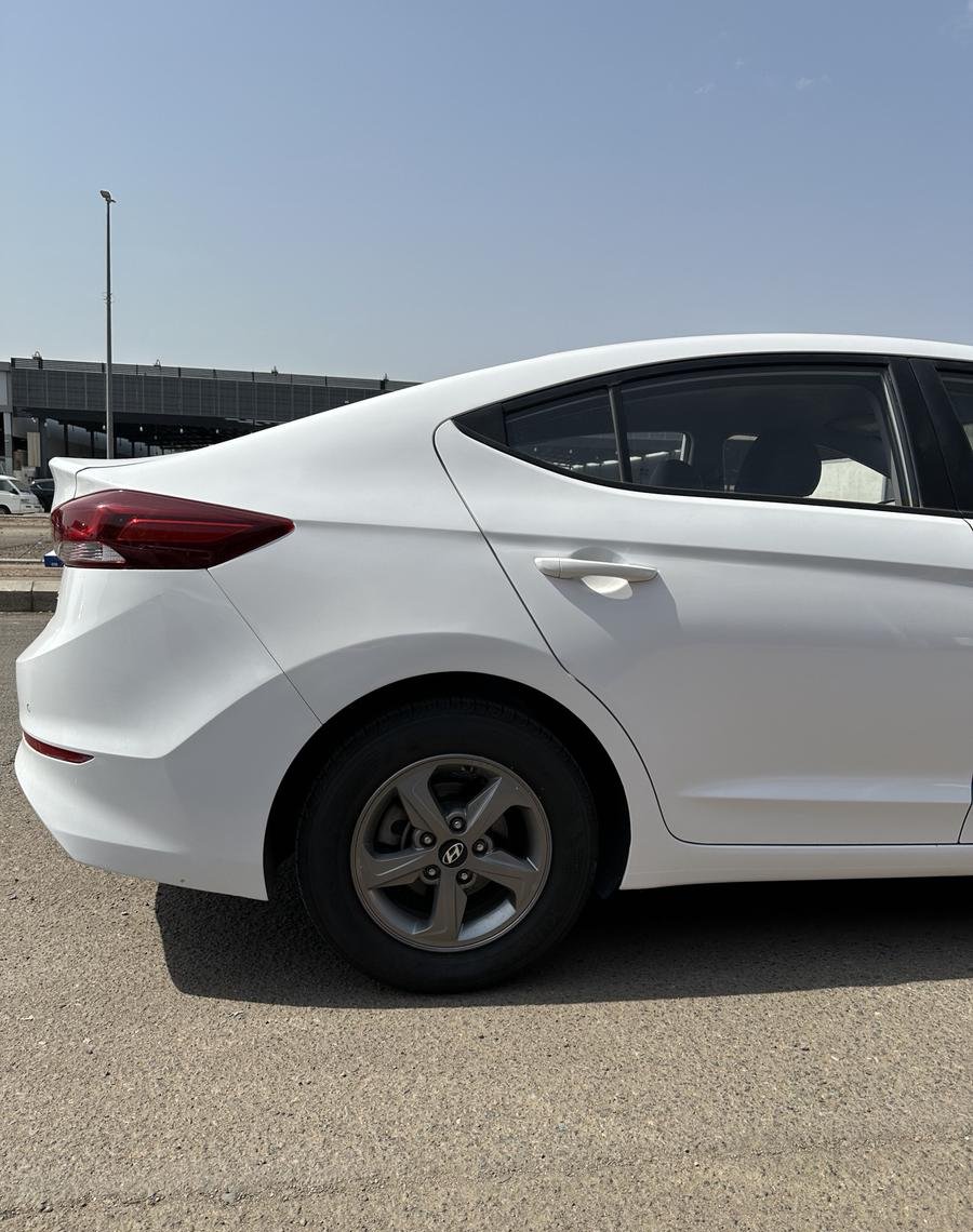 هيونداي افانتي ديزل 2018