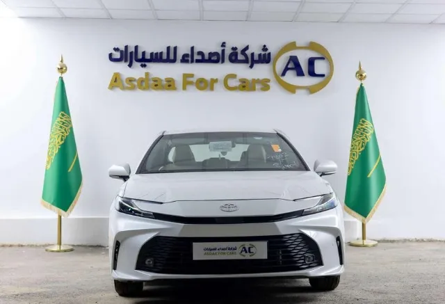 تويوتا · كامري 2025 للبيع في الرياض