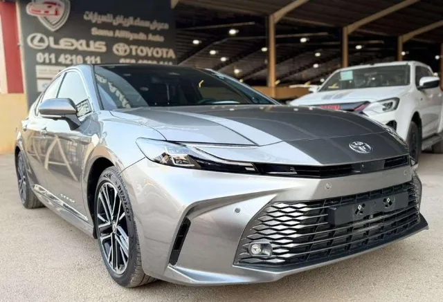 تويوتا · كامري 2026 للبيع في الرياض — ممشى 12,000 كم
