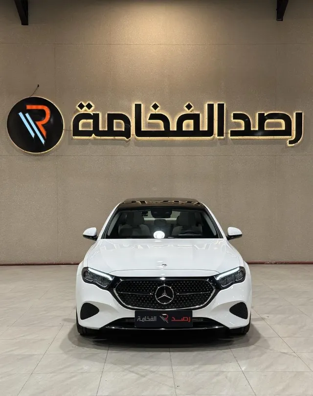 مرسيدس بنز اي كلاس 2025 للبيع في بريدة — ممشى 4,000 كم