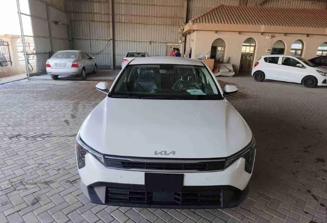 كيا · كي 4 STANDARD 2026 للبيع في الدمام — ممشى 0 كم