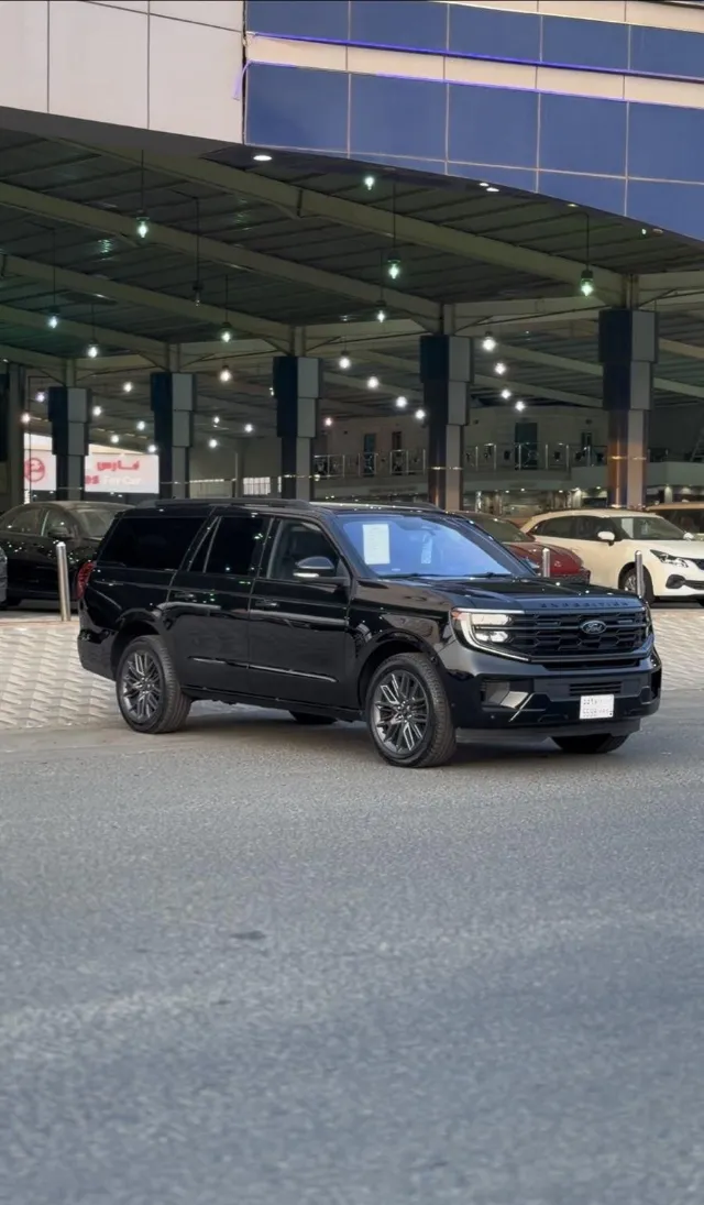 فورد اكسبديشن 2025 للبيع في جدة — ممشى 240 كم